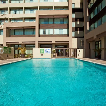 Hampton Inn & Suites Палмдейл Екстериор снимка