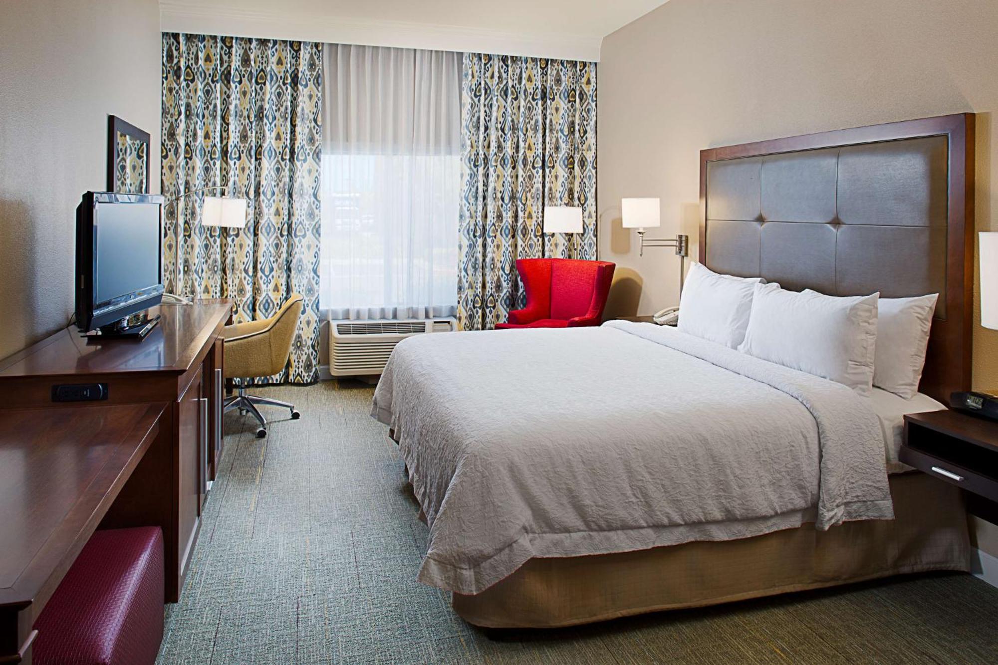 Hampton Inn & Suites Палмдейл Екстериор снимка