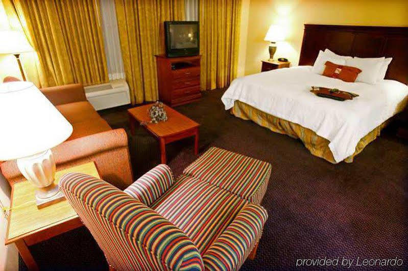 Hampton Inn & Suites Палмдейл Екстериор снимка
